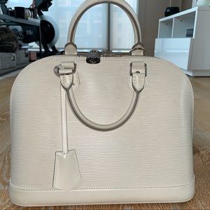 Authentic Louis Vuitton Alma Epi PM in off white